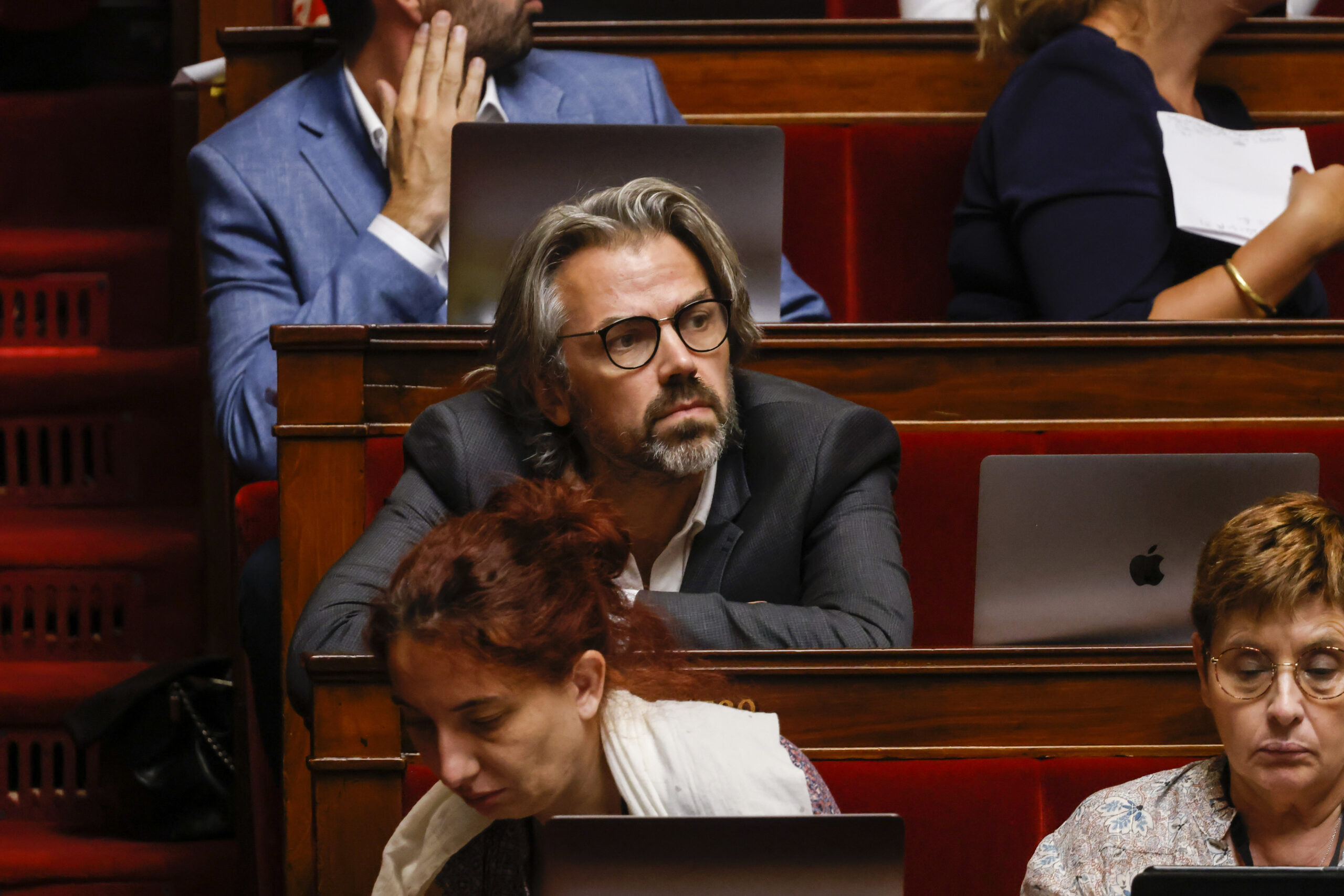 Le défi de Aymeric Caron contre les forces du mal